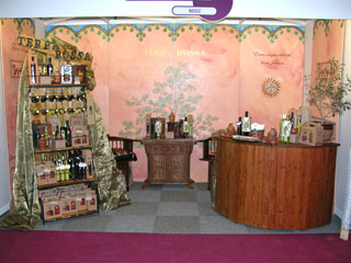 Show Stand