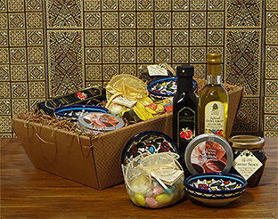 Terra Rossa - Hamper Sample with Background