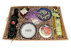 Terra Rossa Classical Arabian Hamper with Pomegranate