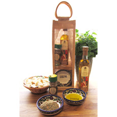 Terra Rossa Garlic Oil Dipping Kit with Zaatar